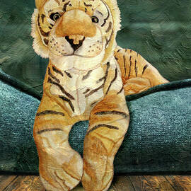 Little Big Cat by Angeles M Pomata