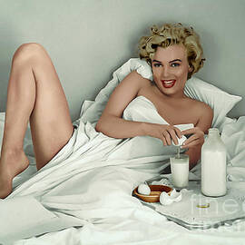 Marilyn Monroe's Breakfast by Franchi Torres