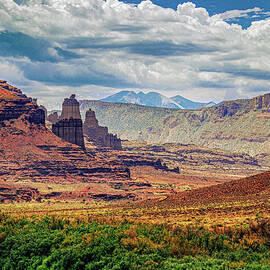 Moab, Utah - Layers and Colors by Robert Niemeier