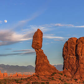 Moonrise at Sunset - Balanced Rock by Dan Norris