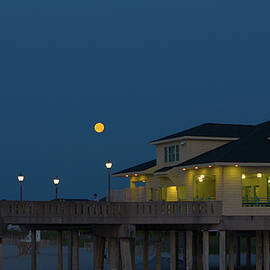 Super Moon by Oceanic SkyView