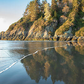 Moonstone Reflections - Trinidad California by Mike Lee