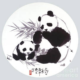 Mother Panda Eating With Baby by Wu Zuoren