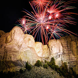 Mount Rushmore Fireworks by Matt Halvorson