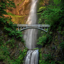 Multnomah Falls Number 3 by Matt Halvorson