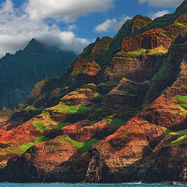 Na Pali Colored Cliffs - Kauai, Hawaii by Abbie Matthews