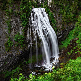 Narada Falls, Washington State by Abbie Warnock