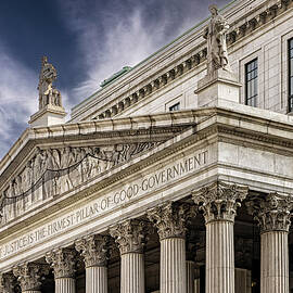 NYC Supreme Courthouse by Susan Candelario