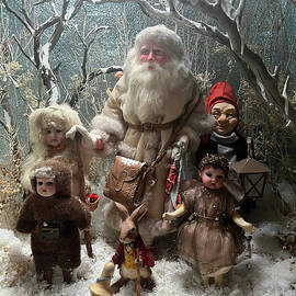 Old Saint Nick 2 by Richard Reeve