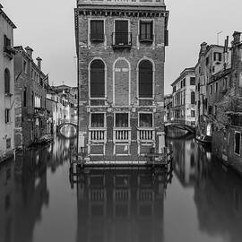 Palazzo Tetta in Mono, Venice - Portrait Version by Adrian Hendroff