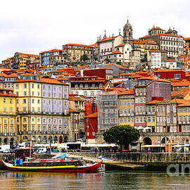 Postcard from Porto by Olivier Le Queinec