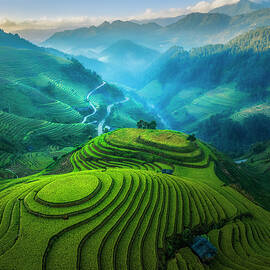 Sunrise on La Pan Tan by DEE POTTER