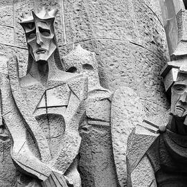 Los Centinelas Tristes de Sagrada Familia by Joe Schofield