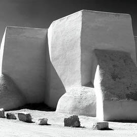San Francisco de Asisi in monochrome by Joe Schofield