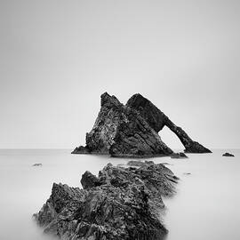 Seascape Rocks - Bow Fiddle by Grant Glendinning