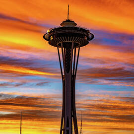 Seattle Sunset with the Space Needle by Tommy Farnsworth