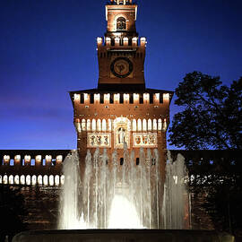Sforzesco fountain by Steven Nelson