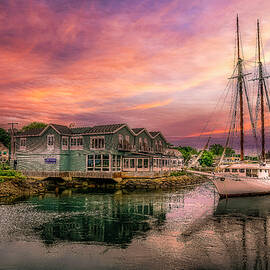 Spirit of Massachusetts by Penny Polakoff