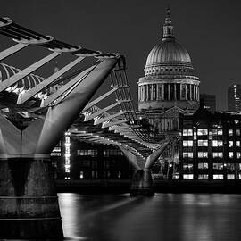 St Paul's Cathedral along the Millennium Bridge, Mono by Charnwood Photography Fine Art