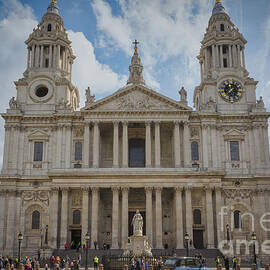 St Paul's Cathedral, London by Abigail Diane Photography