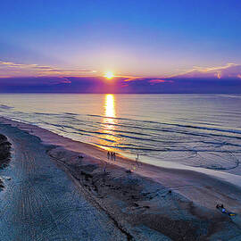 Sun over the clouds by Oceanic SkyView