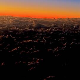 Sunrise over the Pacific ocean by Steven Ralser