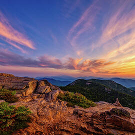 Sunrise Upon Chocorua. by Jeff Sinon
