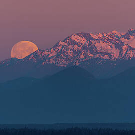 Supermoon Sets during Sunrise on Spring Equinox 2019 by Nancy Gleason