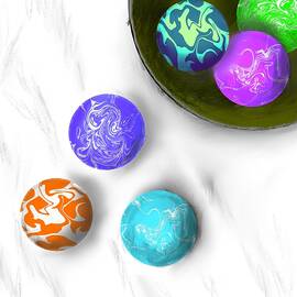Tabletop marbles sketch by Tatiana Travelways