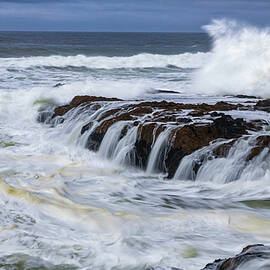Thor's Well Oregon by Dan Sproul