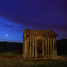 Triple Planet Rise at the Old Shack - Lassen County California by Mike Lee