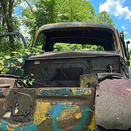 Vibrant Past by Richard Reeve