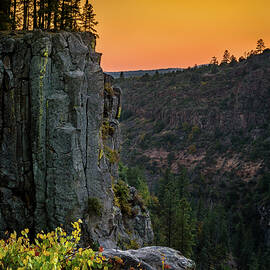 Volunteer Cliff Side  by Matt Halvorson