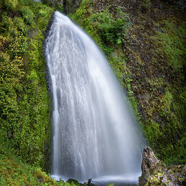 Wahkeena Spring by Matt Halvorson