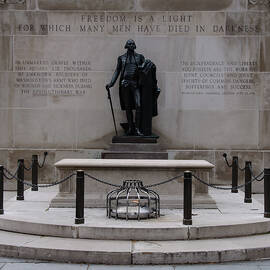 Washington Square Monument in Philadelphia by Flees Photos