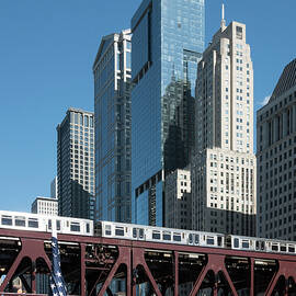 Wells Street Chicago by Shankar Adiseshan