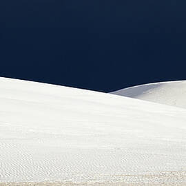 White Sands Dark Sky by Mary Lee Dereske