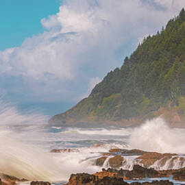 Yachats Oregon Coastline by Dan Sproul