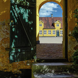 Yellow Arch by Steven Nelson