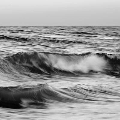 Dramatic Ocean Waves Wall Art