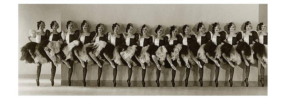 Vintage Chorus Line Performance Wall Art