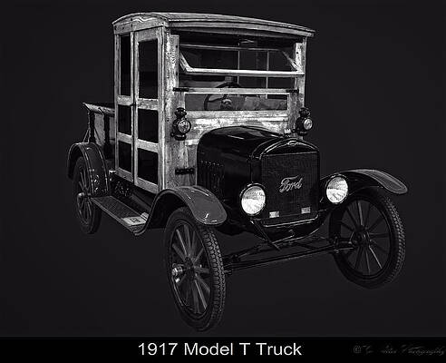 Transportation Photograph - 1917 Model T Truck by Flees Photos
