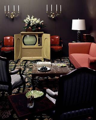 Vintage Living Room with TV Console Wall Art