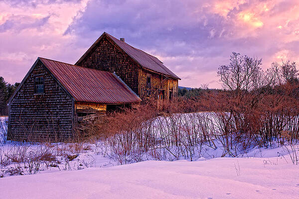 Sky Wall Art featuring the photograph Abandoned Farmhouse Winter by Jeff Sinon