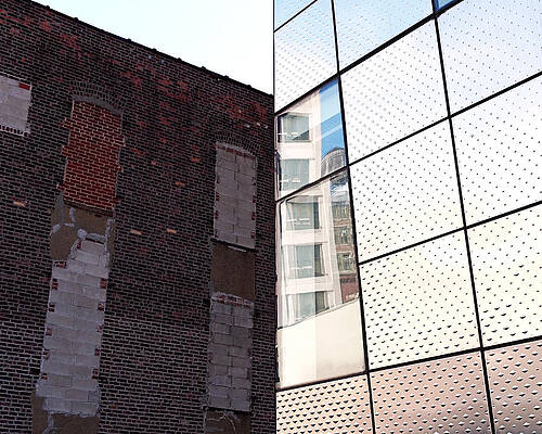 Wall Art featuring the photograph Architectural Juxtaposition On The High Line by Rona Black