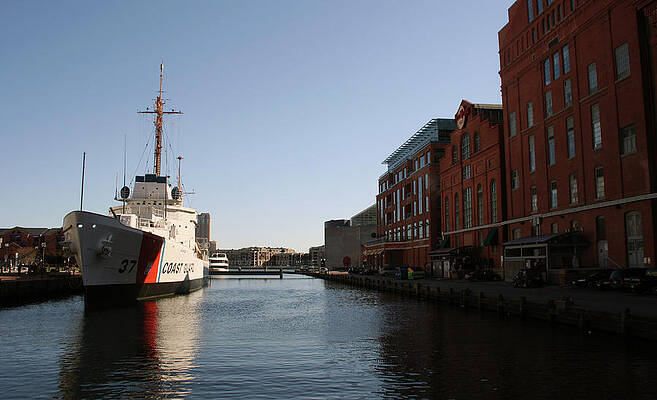 Boat Photograph - Baltimore Harbor by La Dolce Vita