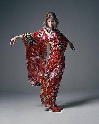 Woman Posing in Floral Kimono Photograph