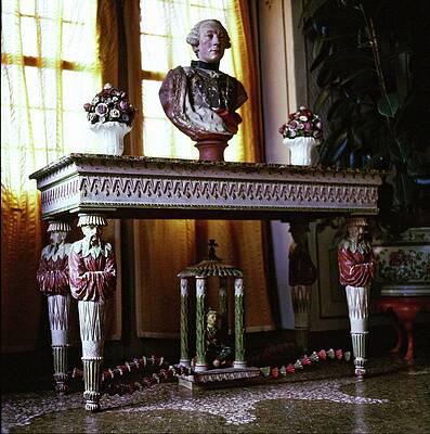 Antique Photograph - Chinoiserie Table In Villa Agnelli by Horst P. Horst