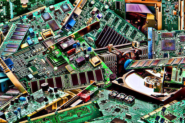 Computer Parts by Olivier Le Queinec