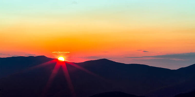 Photograph - Dawn On Boott Spur Trail by Jeff Sinon
